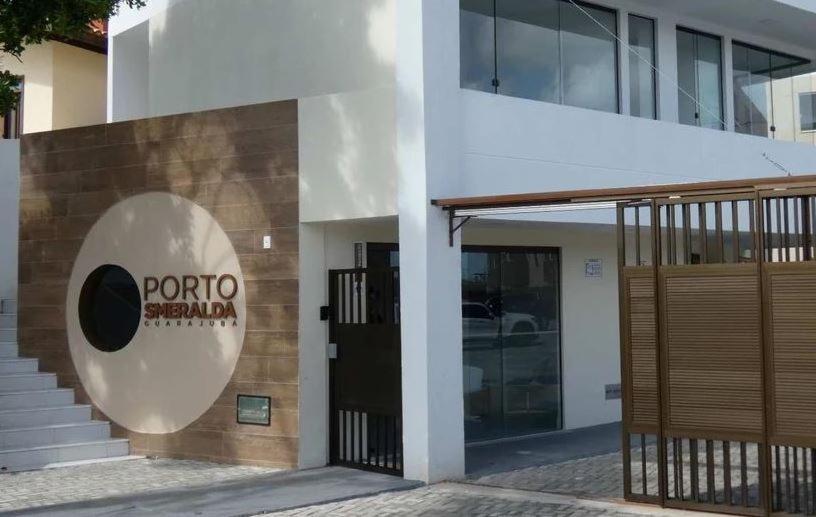 Apto Guarajuba Praia Condominio Porto Smeralda-100 Metros Da Praia Bagian luar foto