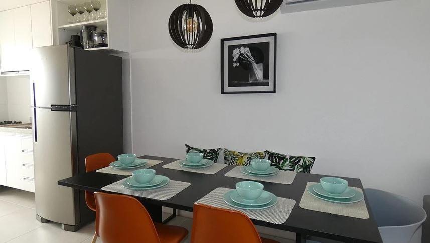 Apto Guarajuba Praia Condominio Porto Smeralda-100 Metros Da Praia Bagian luar foto